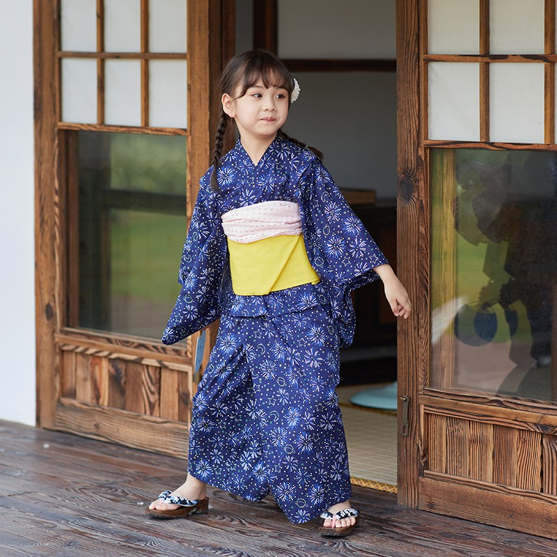 新型 夏 綿 かわいい 紺花火 子供着物 和風 浴衣 女の子ワンピース 子供服 花火大会 桜の季節
