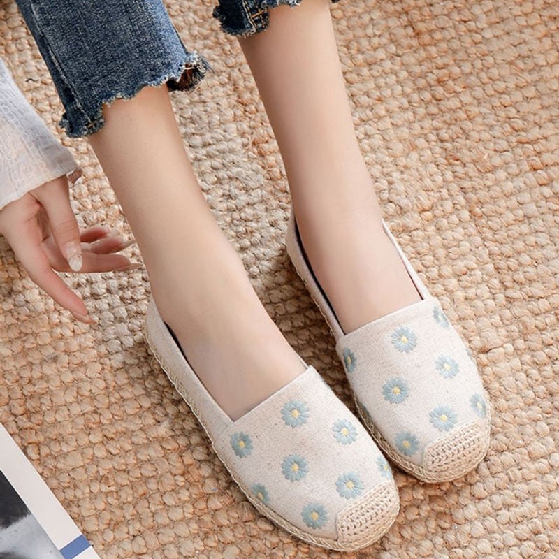 クーポン 春 夏 キャンバスシューズ レディース 布靴 リネン フラット カジュアル 通気性 スリッポン かわいい キレイめ 花柄 スリッポン レディース 厚底 ローカット スニーカー コンフォートシ