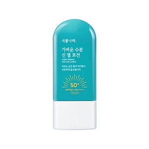 植物の国の軽い水分ラインのゲルのローション60mL1つSPF50+ PA++++