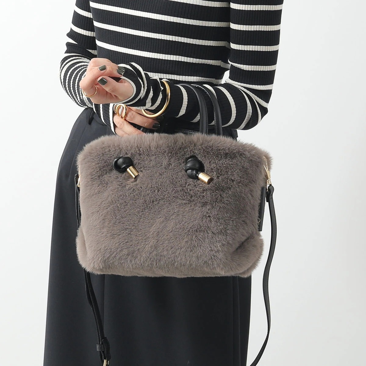 VIOLAdORO ヴィオラドーロ ショルダーバッグ ELMO エルモ V-8763 レディース レッキスラビット エコファー ノットハンドル ハンドバッグ