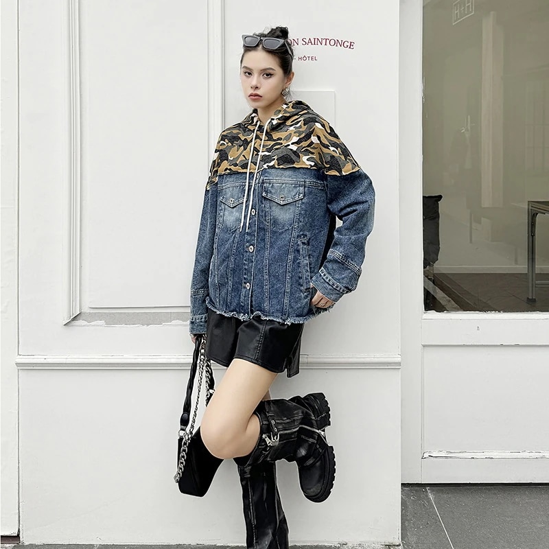 【J.Fashion】 2024秋新品 欧美風 ドッキング デニムジャケット パーカー フード付き レトロ レディース アウター デニムコート メガ割30%制限