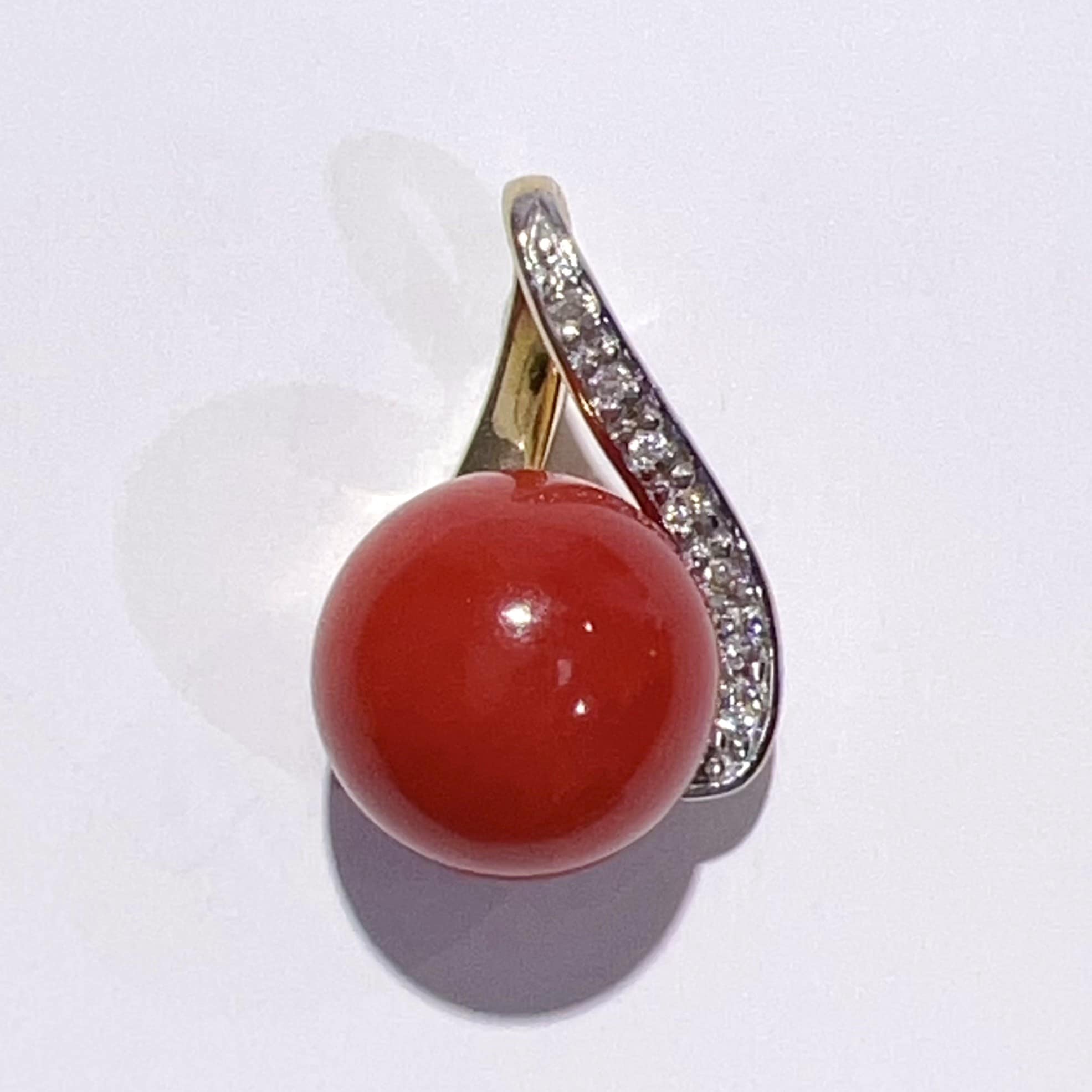K14YG 天然 珊瑚 サンゴ ダイヤ ネックレス ペンダント レッド 11.78mm D0.07ct 4.0g レディース アクセサリー ファション小物 美品 aua82502080308