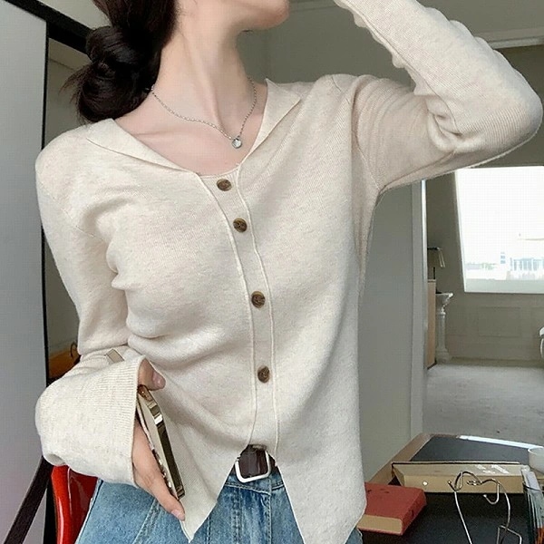 NEW新作レディース服 　Tシャツトップス2色 4,614円