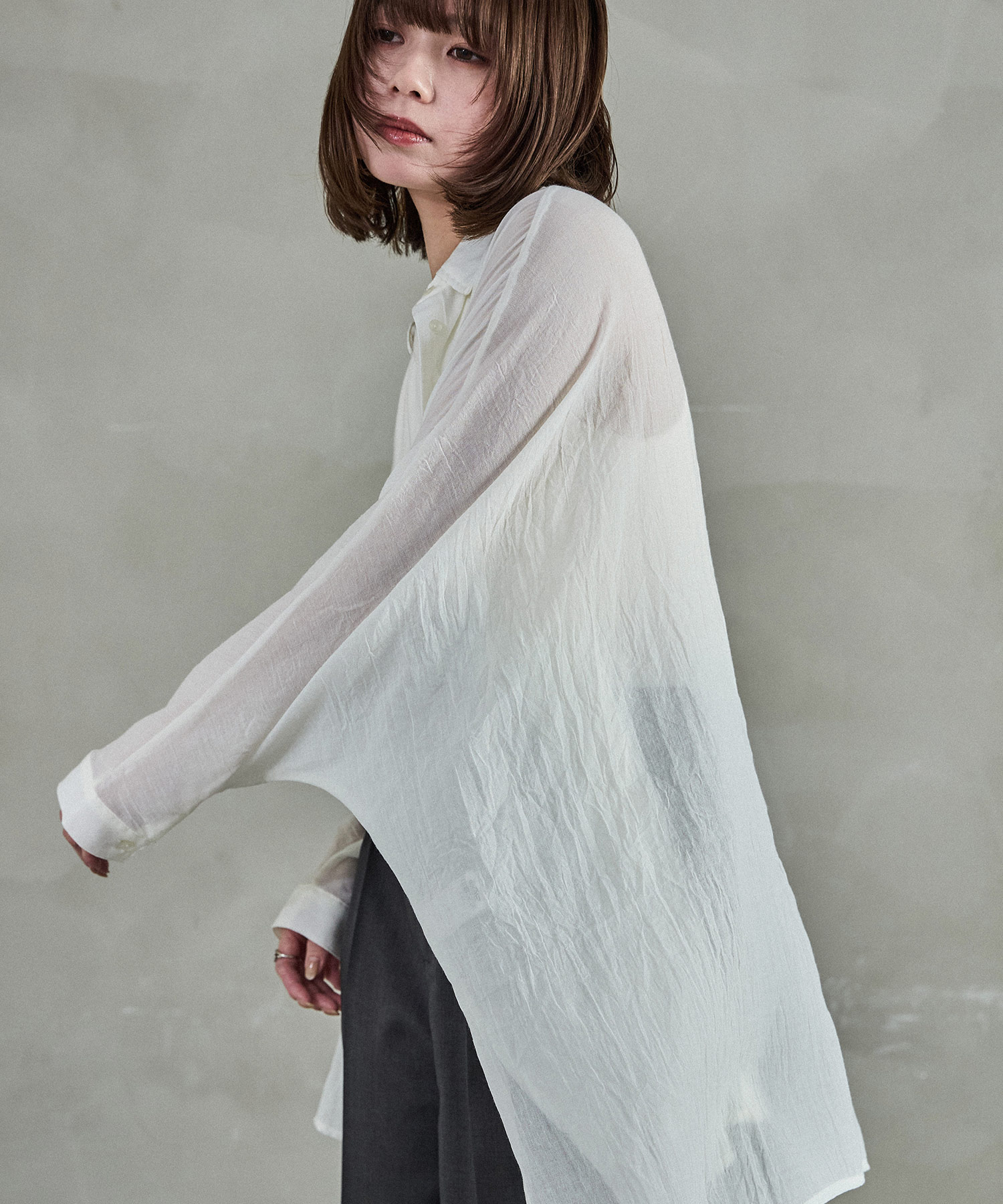 オーバーサイズ シアーシャツ シャツ ブラウス カジュアル ガーリー フェミニン 韓国ファッション オーバーサイズ ゆったり 大きめ 無地 ロング丈 チュニック ワンピース 羽織り カーディガン