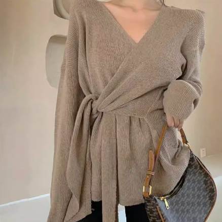 トップス カシュクールニットソー ミディアム丈 袖あり 長袖 リブニット ウエストリボン 萌袖 Vネック 襟なし フレア セミフレア 細身 ストレート ワイド Iライン スマート リボン 伸縮性 ニッ