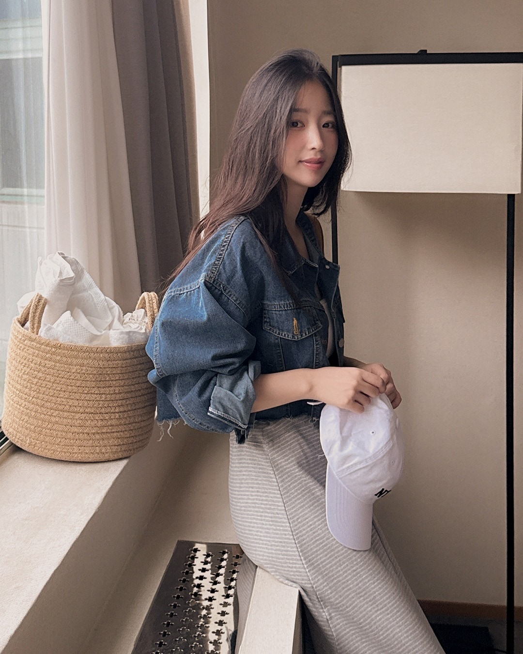 ヘーゼルクロップデニムジャケット韓国ファッション レディース