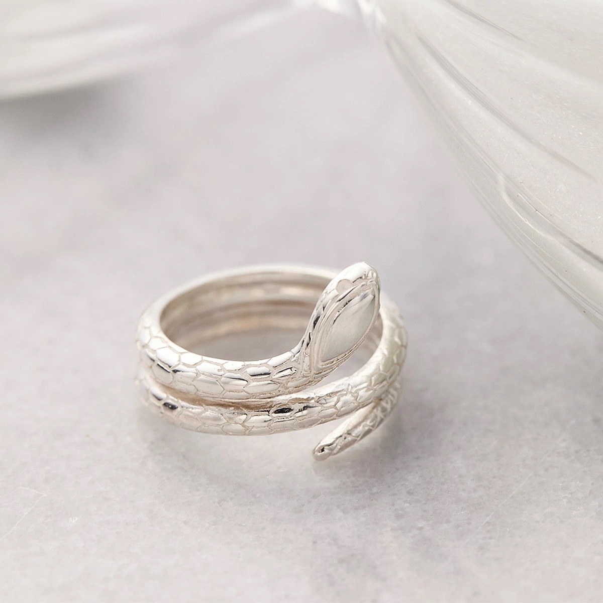 リング レディース メンズ シルバー925 蛇 ヘビ スネーク 爬虫類 幸運 金運 ロック 上品 オ