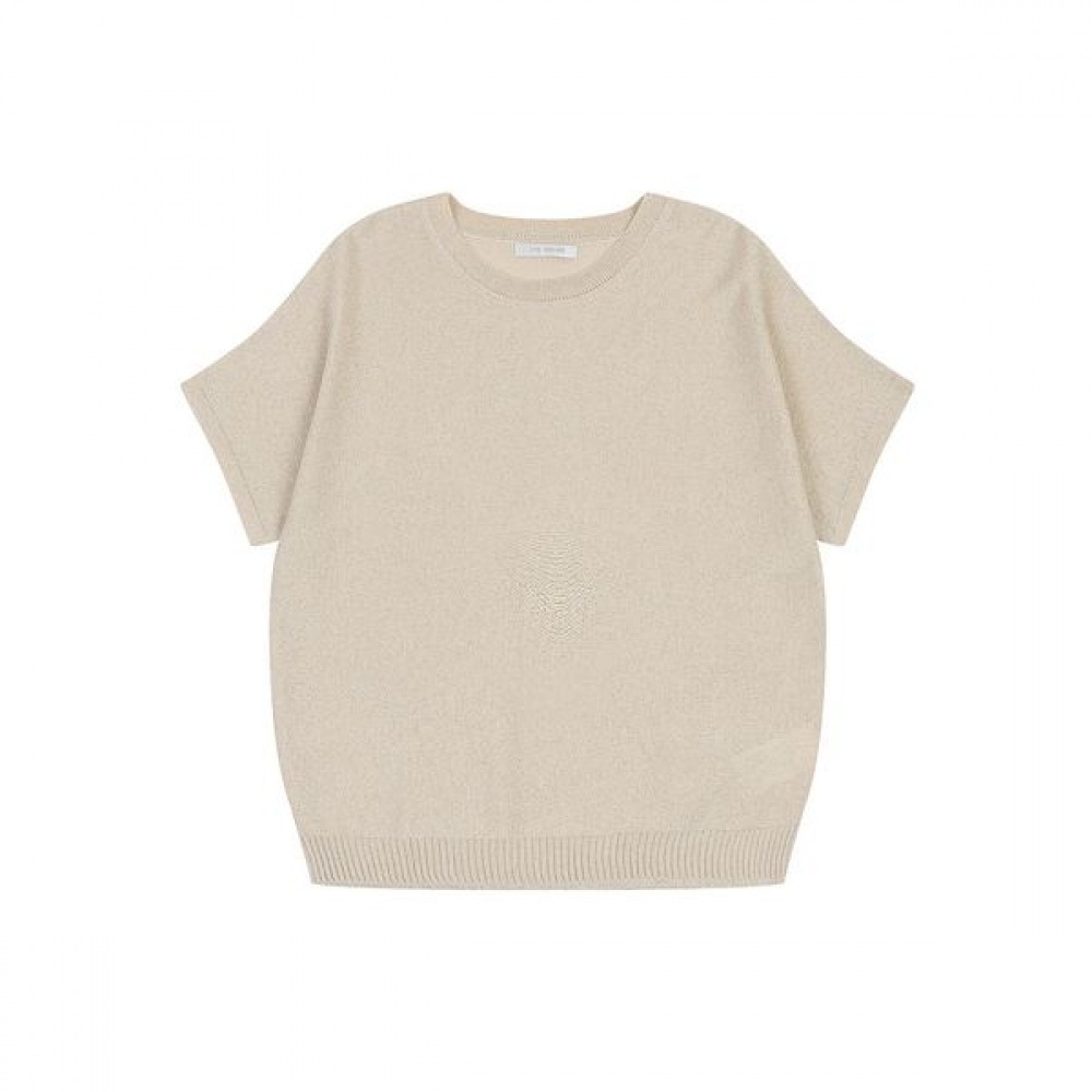 theory 上品な質感　ベージュ　半袖ニット ZARA】は5000円台！Tシャツより洒落感アップ『五分袖ニット』4選