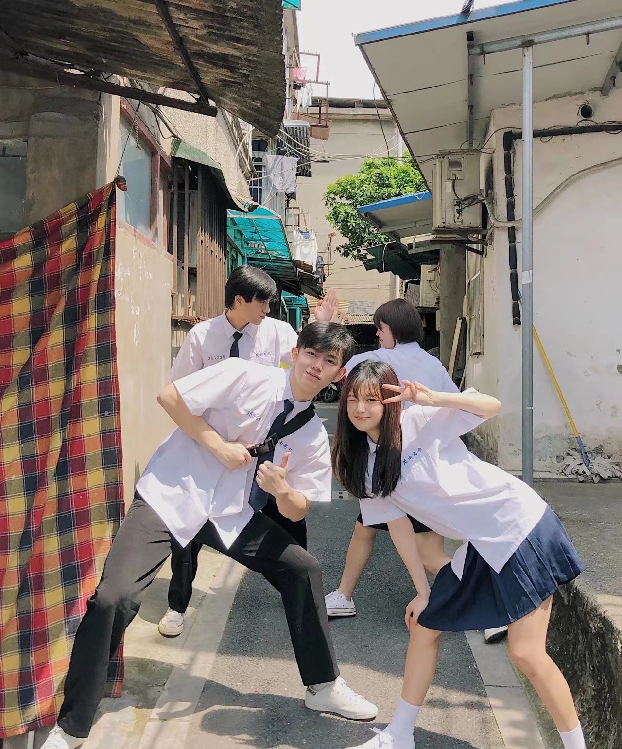 【1つ買うと10つ無料】カレッジスタイルの卒業クラススーツ夏季スーツスポーツスポーツミーティングコーラスパフォーマンスコスム高校学生学校制服語