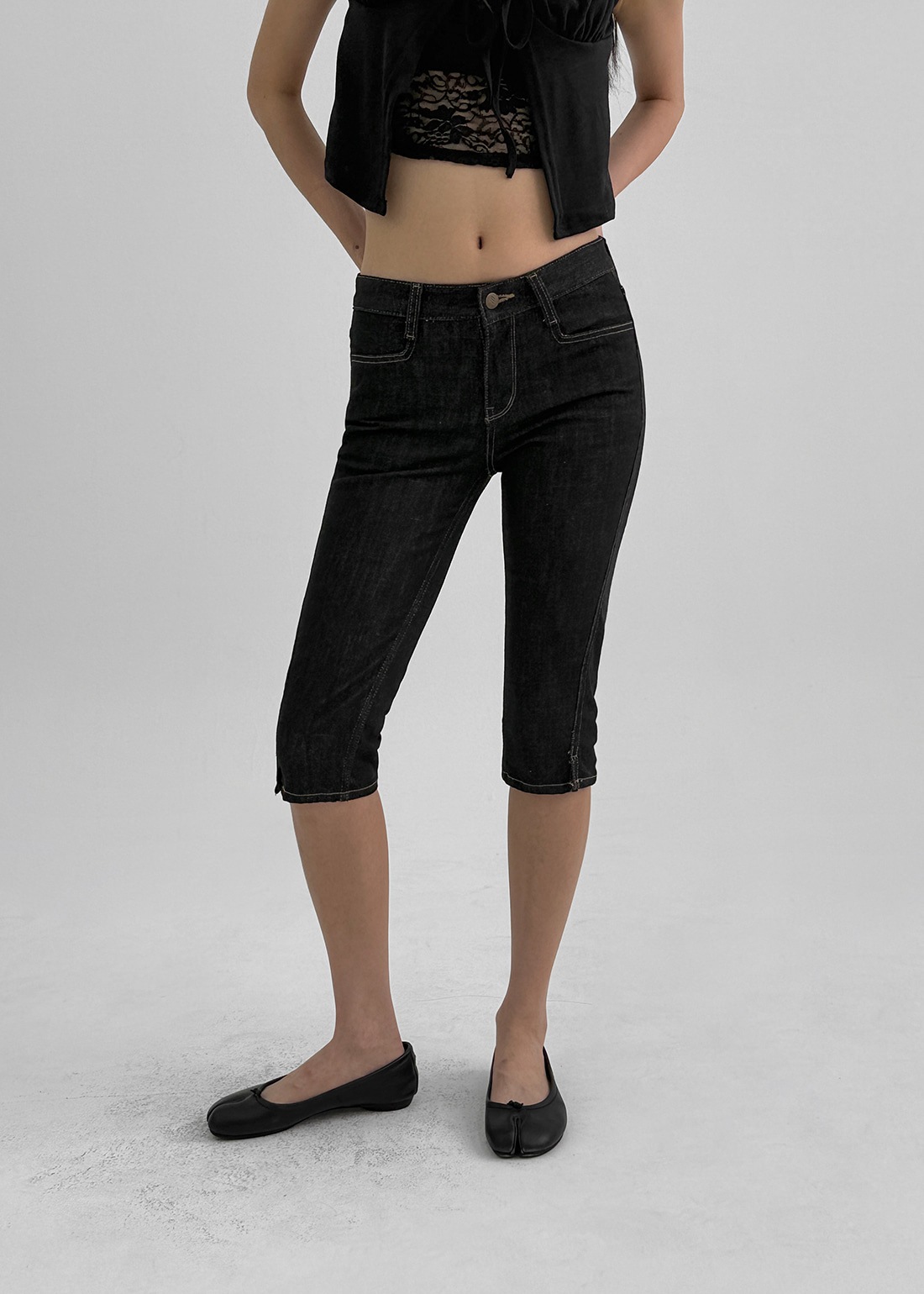 プチャロウ生地デニムカプリパンツ