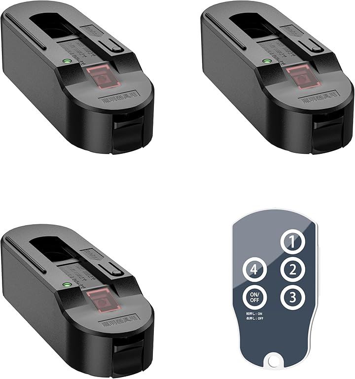 ライティングライト入切アダプタ スポットライト リモコン 4種類の信号が送信(黒い, 受信機 3個入り+リモコン 1個入り)