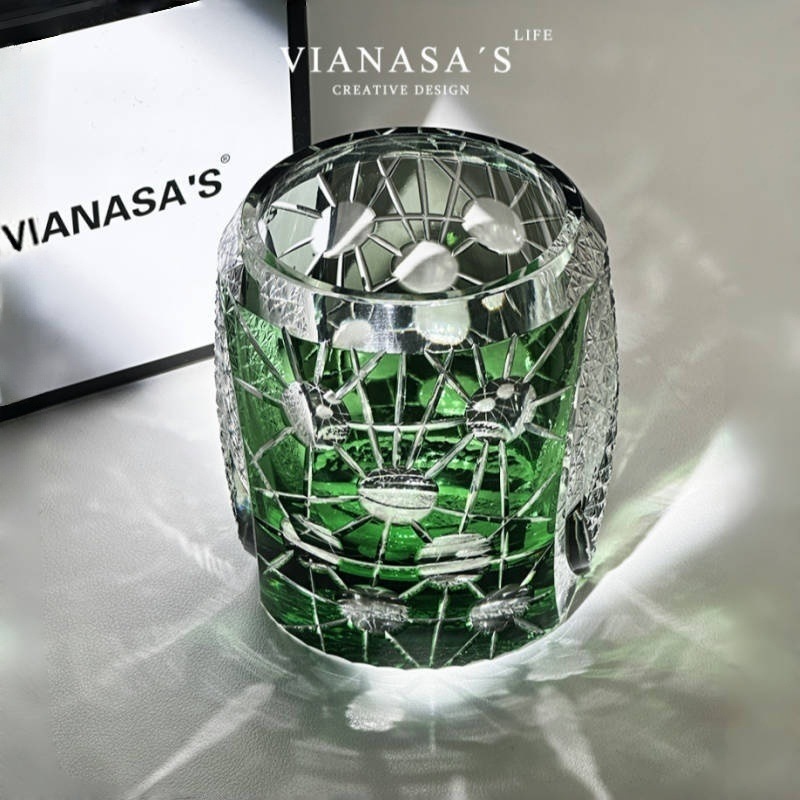 切子手彫りガラス 惑星 クリスタルガラス コップ カップ ウイスキー グラス お祝い 記念品 父 母 上司 敬老の日 ギフト グラス 日本酒グラス 退