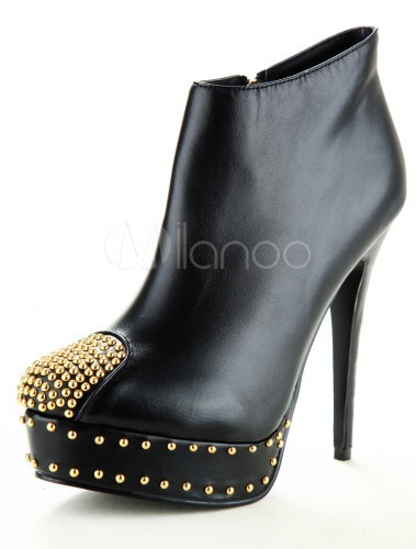 ブラックキャップトウシープスキンハイスパイクヒールブーティ