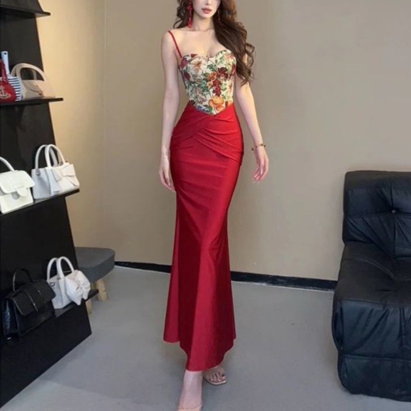 セクシーで魅惑的なデザインのプラスサイズの女性用花柄サンドレス夏にぴったりで洗練された外観でティーブレイクに最適です