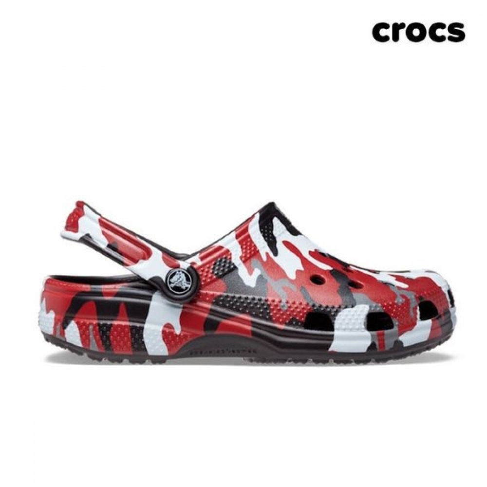 クロックスクラシックプリントカモクロッグサンダル/スリッパ（206454-063） 12,225円