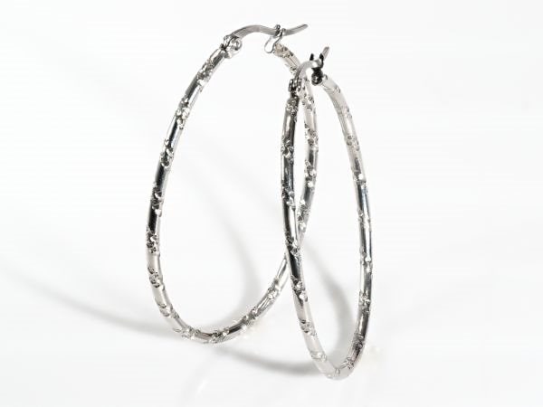 限定入荷 特大 サージカルステンレス フープ ピアス 希少 デザイン(数量限定販売 アレルギー