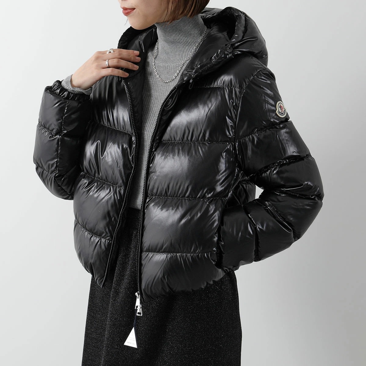 MONCLER モンクレール ダウンジャケット BAYARD 1A00083 5963V レディース ナイロン フード付き ショート丈 アイコンパッチ 撥水 999