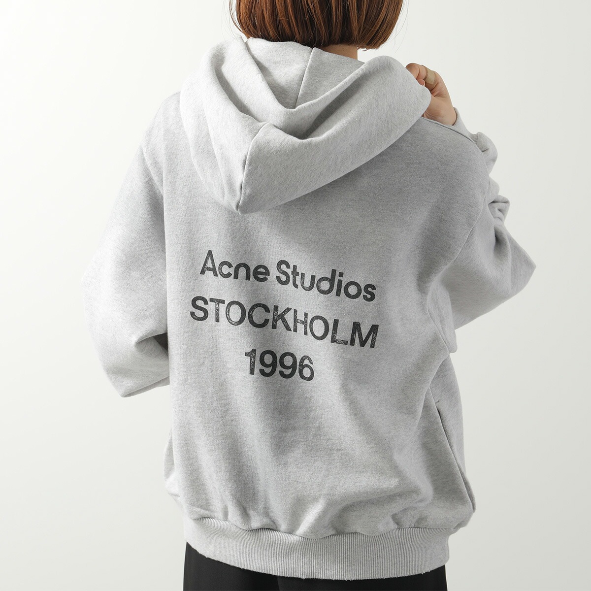 Acne Studios アクネストゥディオズ パーカー CI0159 FN-UX-SWEA000023 レディース プルオーバー フーディ ダメージ スプレー加工 ロゴ 92H/PaleGrey 52,321円