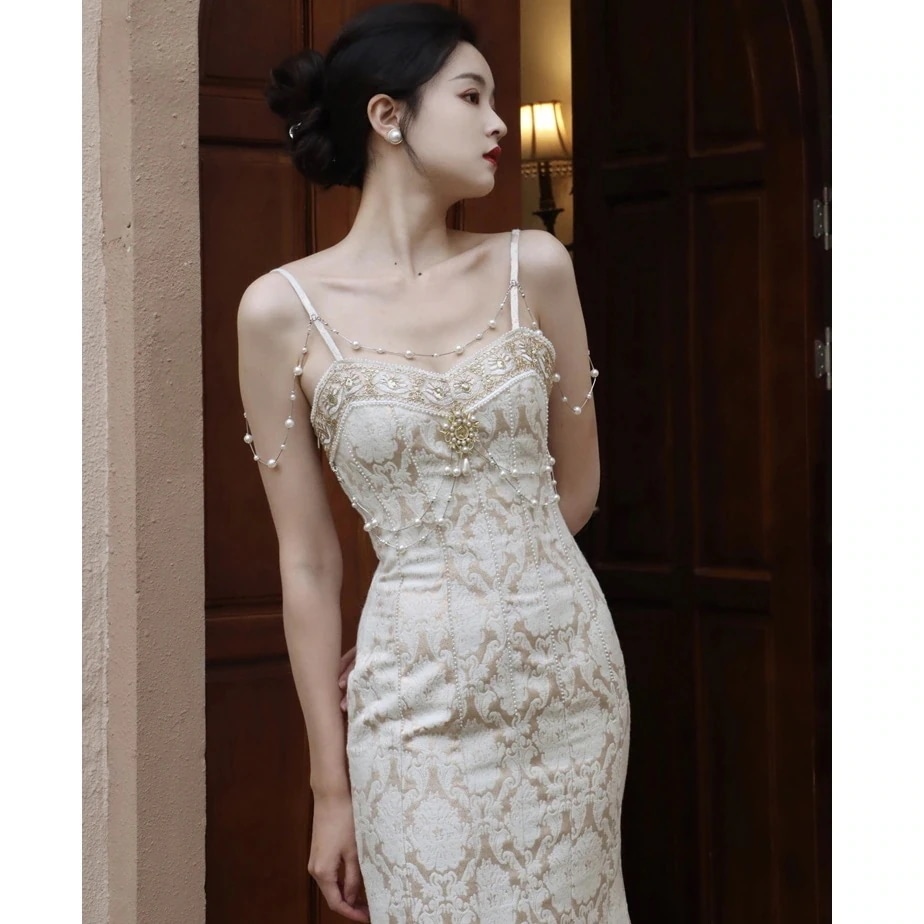 ドッキングワンピース2025年新作 小花柄フレッシュデイジーミドル丈ホルタードレス