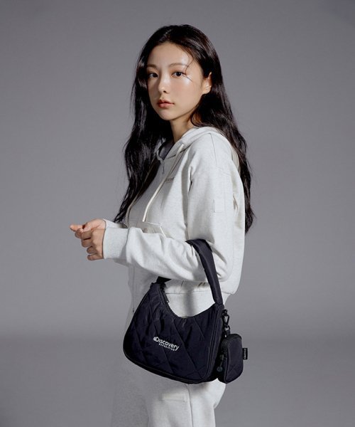 Discovery EXPEDITION Melrose quilted hobo bag BLACK DXTG 14