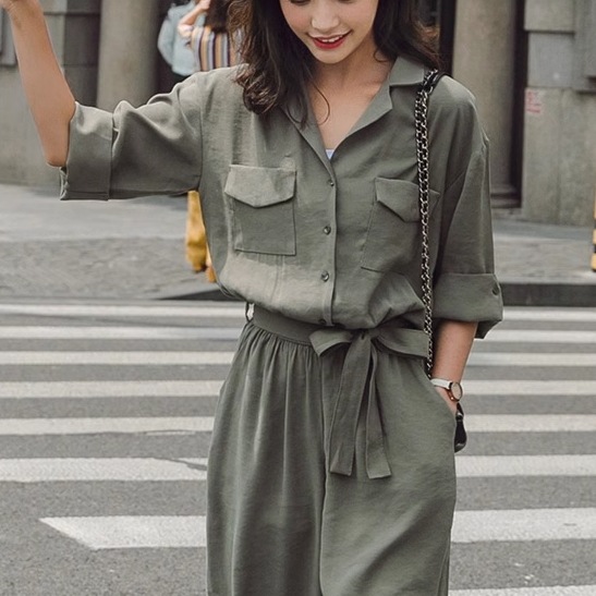 レディース ボトムス オールインワン ストレートパンツ ワイドパンツ 半袖 角襟 ウエストマーク おしゃれ かっこいい レトロ こなれ感 個性的 ラフ ルーズ 主役級 存在感 抜け感 無地 クール