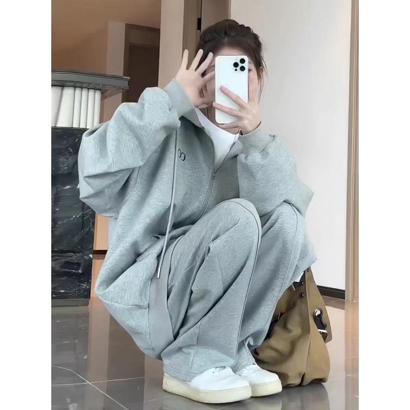 ハイエンドのカスタマイズ-女性のためのカジュアルスポーツスーツ 2025 春と秋の新しいファッション塩スタイルの摩耗ストリートスウェットシャツワイドレッグパンツ 2 点セット