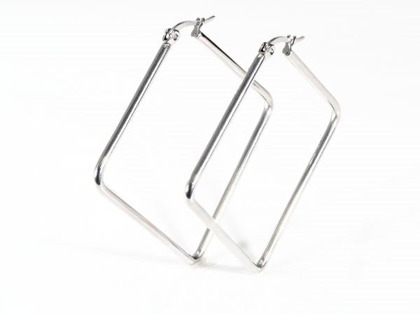 限定入荷 特大 サージカルステンレス トライアングル ピアス 希少 デザイン(数量限定販売 ア