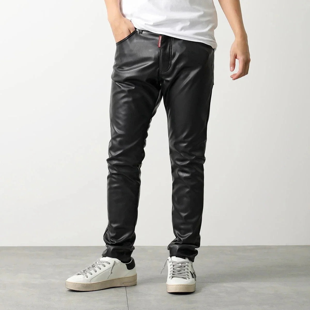 DSQUARED2 ディースクエアード フェイクレザーパンツ COOL GUY FAUX LEATHER JEANS クールガイ S71LB1602 D2005 【mega】