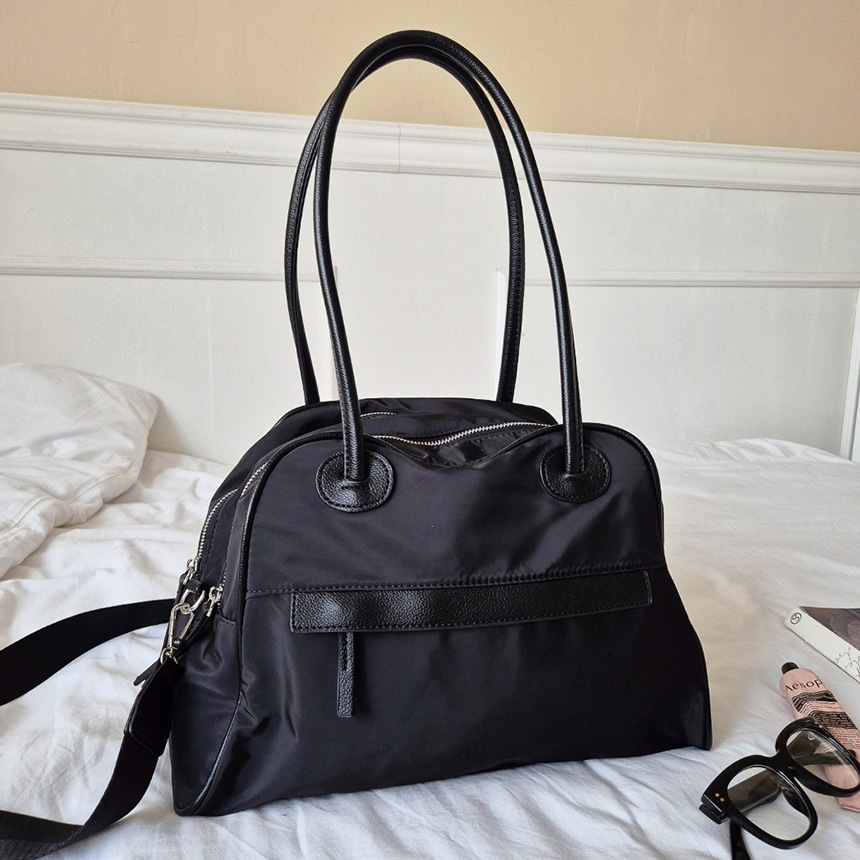 ラティ ナイロン ビッグサイズ スポーツ 旅行 ショルダーバッグ 行商人バッグ