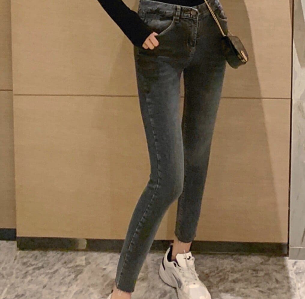 ボトムス パンツ レディース スリム スキニー デニム ハイウエスト デート かわいい 大人可愛い きれいめ シンプル カジュアル 大人 おしゃれ 普段使い 着回し ブルーグレー グレー ブラック