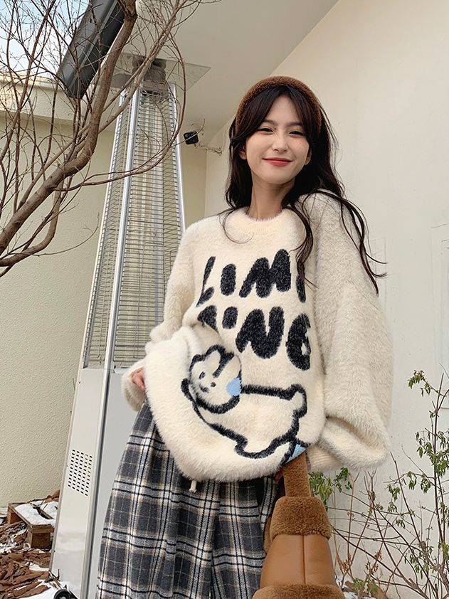 日本のレトロなソフトワックス状ミンクベルベットかわいいウサギのセーター女性の秋と冬のカジュアルルーズ怠惰なセータートップ