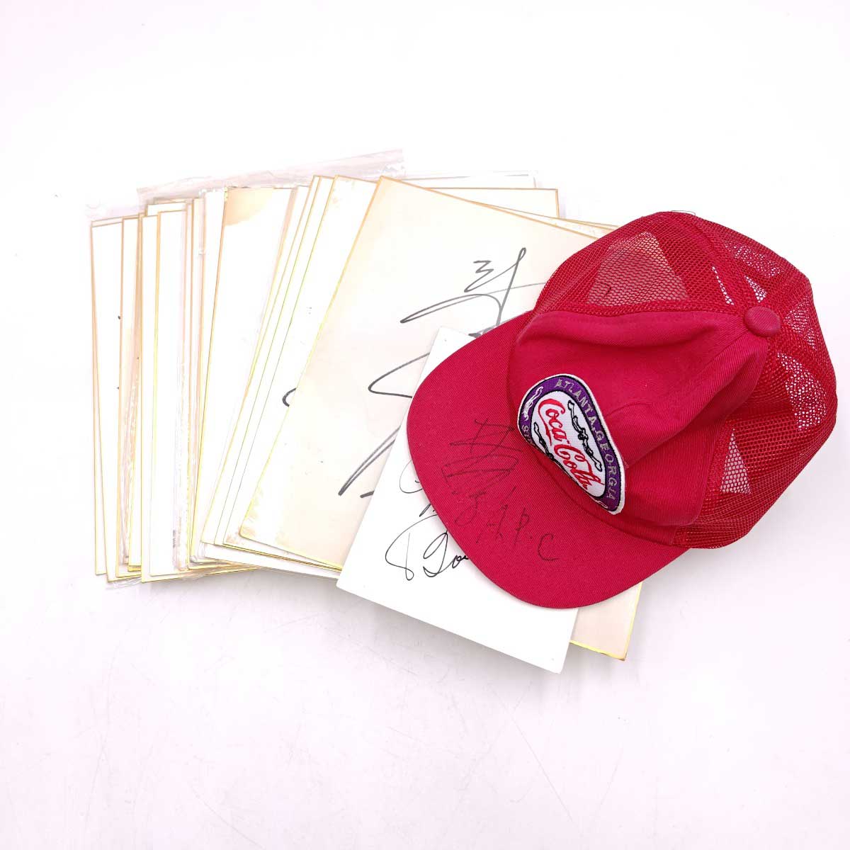 【中古】[セット] プロレス その他 詳細不明 直筆サイン 色紙 帽子 5,051円