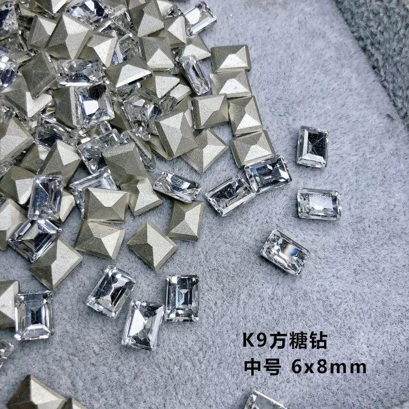 K9シュガーキューブネイルアートダイヤモンドスーパーフラッシュポイントボトムな形のダイヤモンド3次元大型の小さな長方形の右角ネイルジュエリー