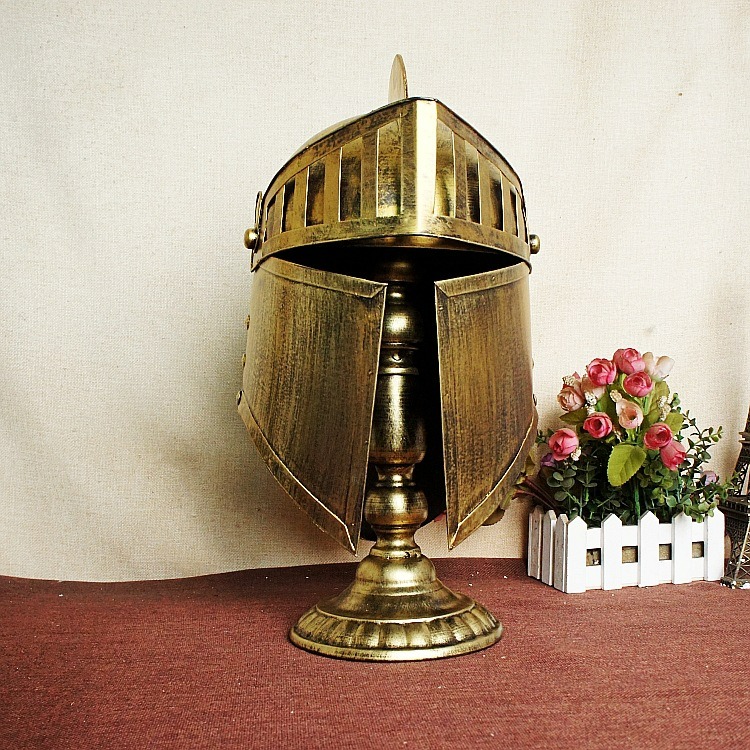 鉄兜 鉄板 かっこいい ディスプレイ ヨーロッパ オブジェ ブリギ ゴールドカラー ローマ兵 防具 ゴールデン ヘルメット 中世 レプリカ