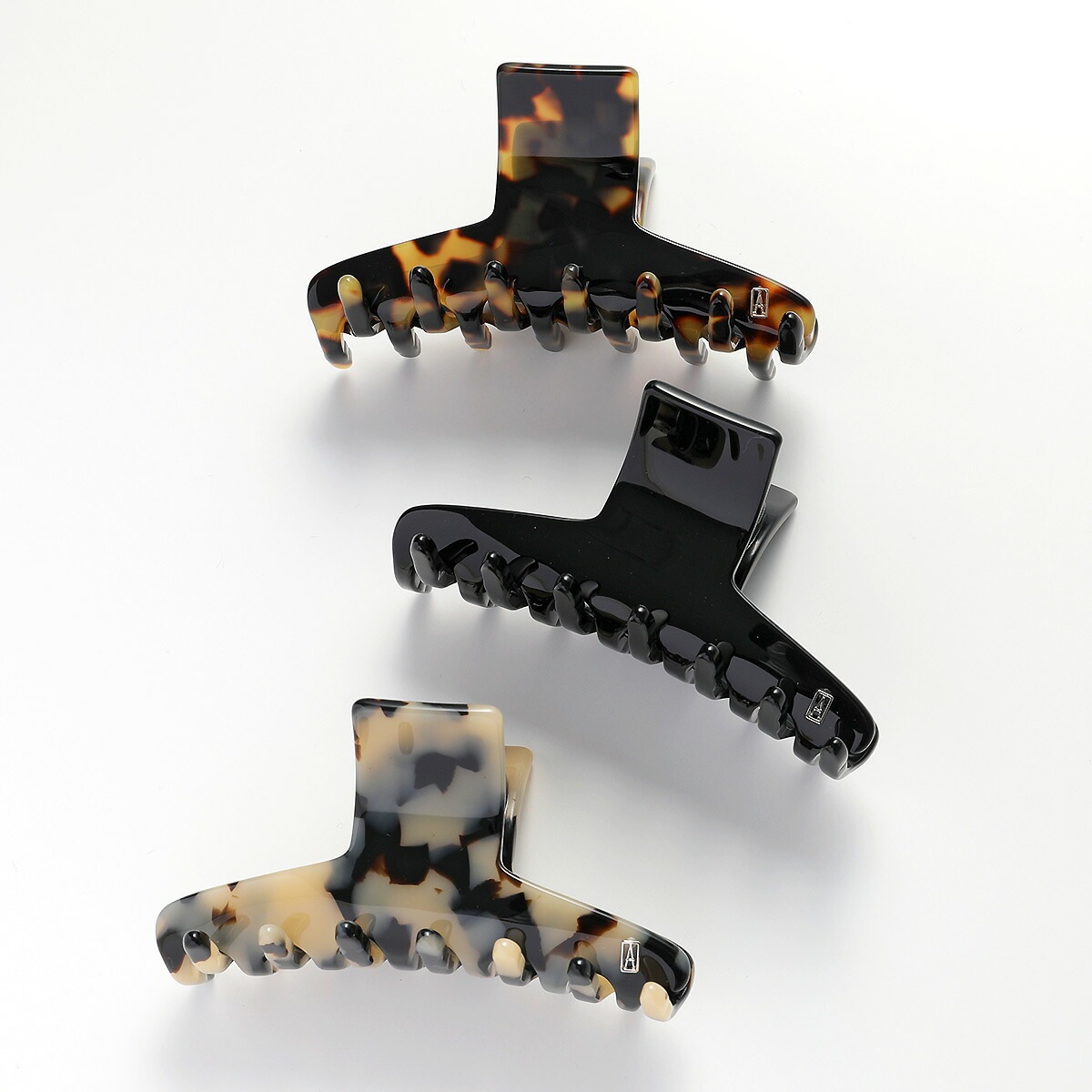 ALEXANDRE DE PARIS アレクサンドル ドゥ パリ ヘアークリップ ACCM-17874-02 レディース 髪留め ヘアーアクセサリー ロゴ カラー3色