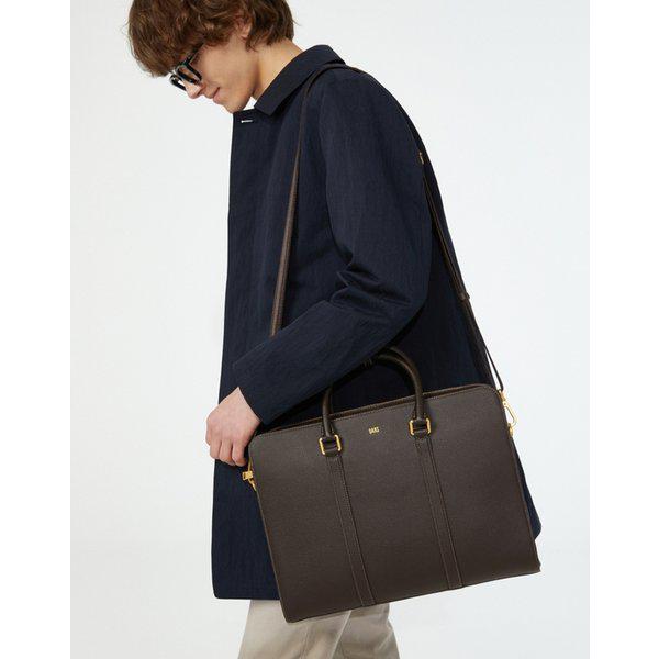 [25SS] [定番商品] ブラウンロゴプリント 牛革ブリーフケース WBBA5E161W3