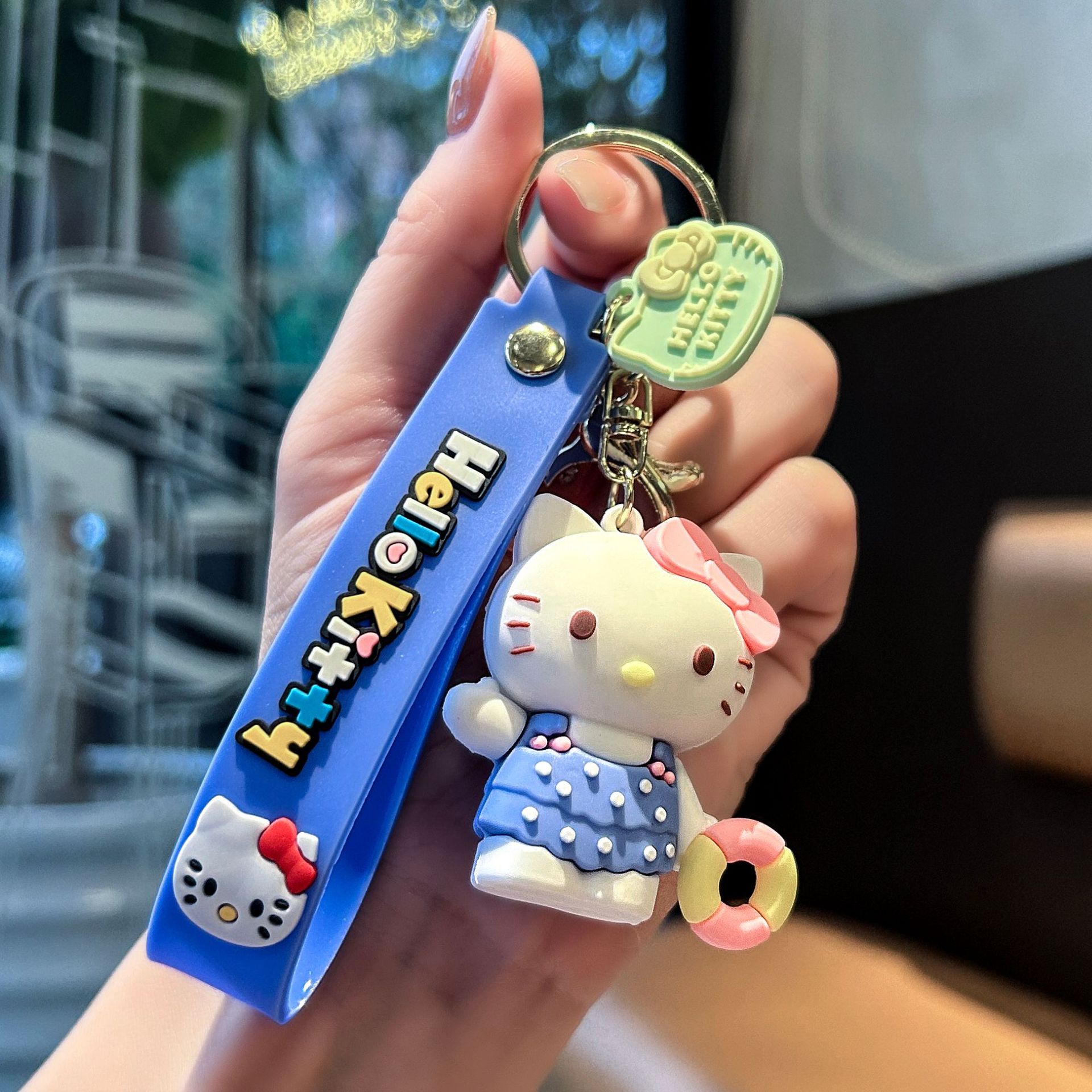 Qoo10] キティちゃんキャラクターキーホルダー8c : バッグ・雑貨