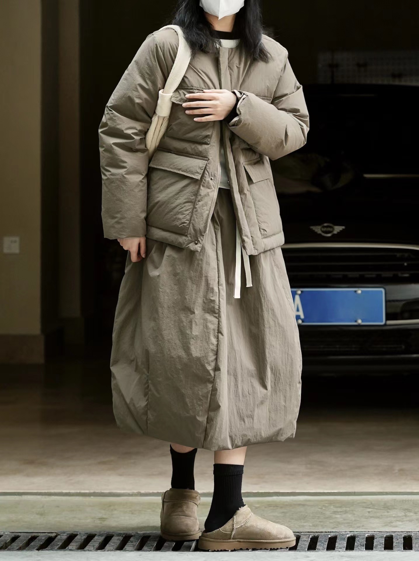 ジャケット ダウン ショート丈 ノーカラー ポケット カジュアル シンプル デザイン TKOR0057