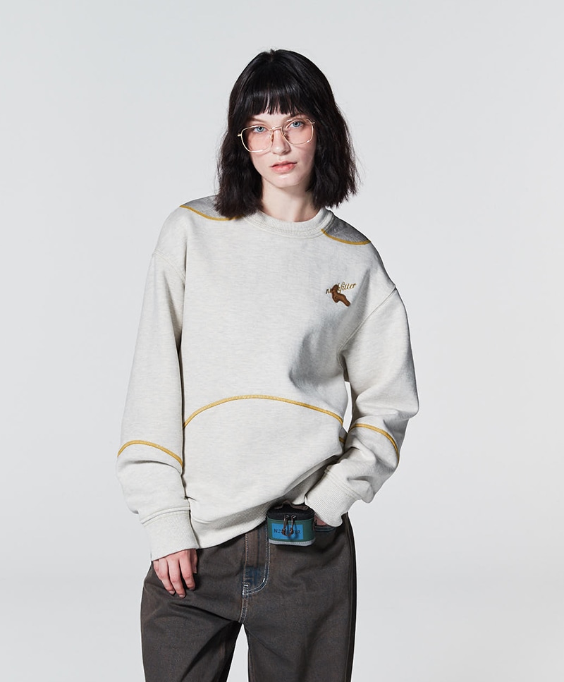 COLOR PATCH WINTER SWEAT SHIRT [OATMEAL]