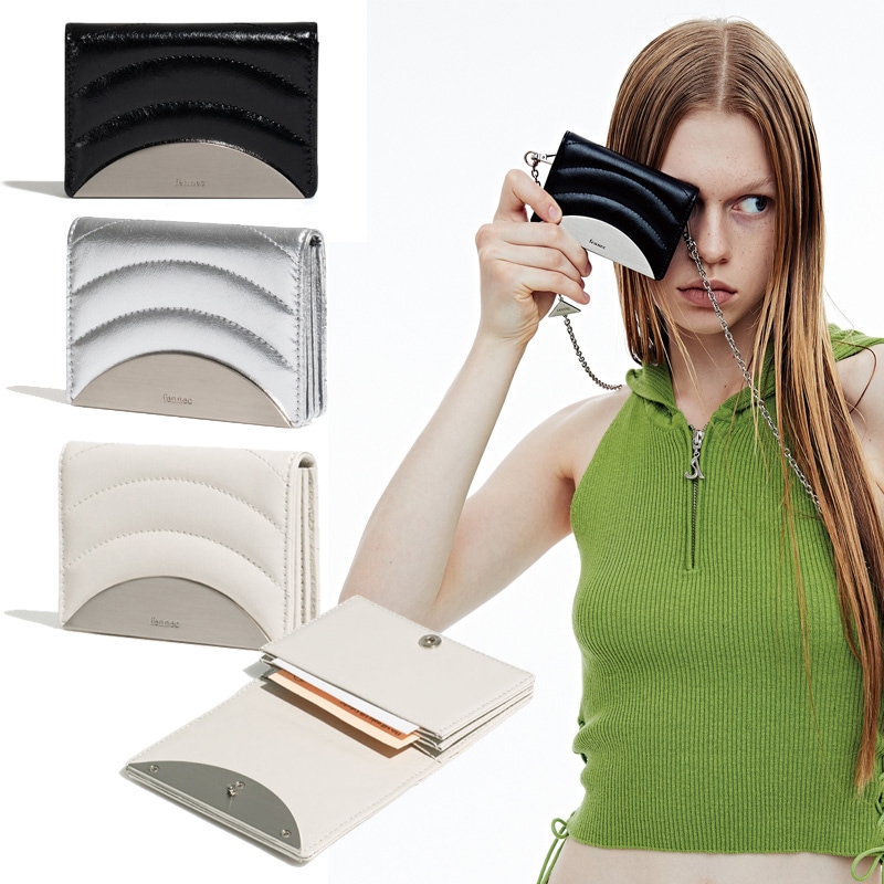 [CRINKLE MOONRISE QUILTING POCKET D] Black / Silver / Ecru 【Dリングデザイン】チェーン活用すればWOCキーリング付可能