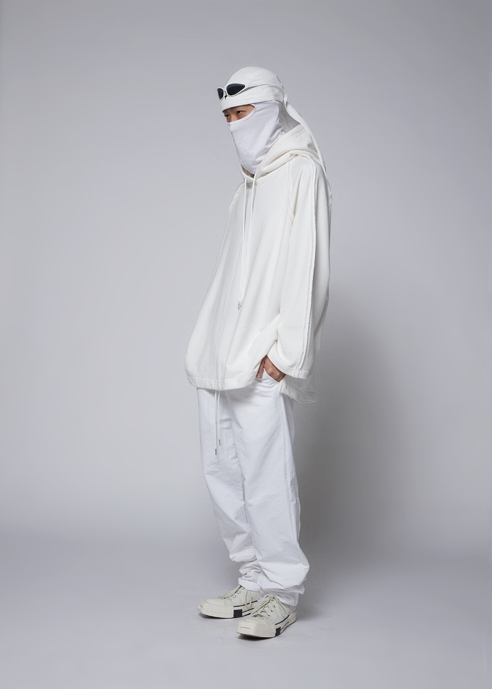 【IFEELLUCKY】 CUT LINE SWEAT HOOD : WHITE