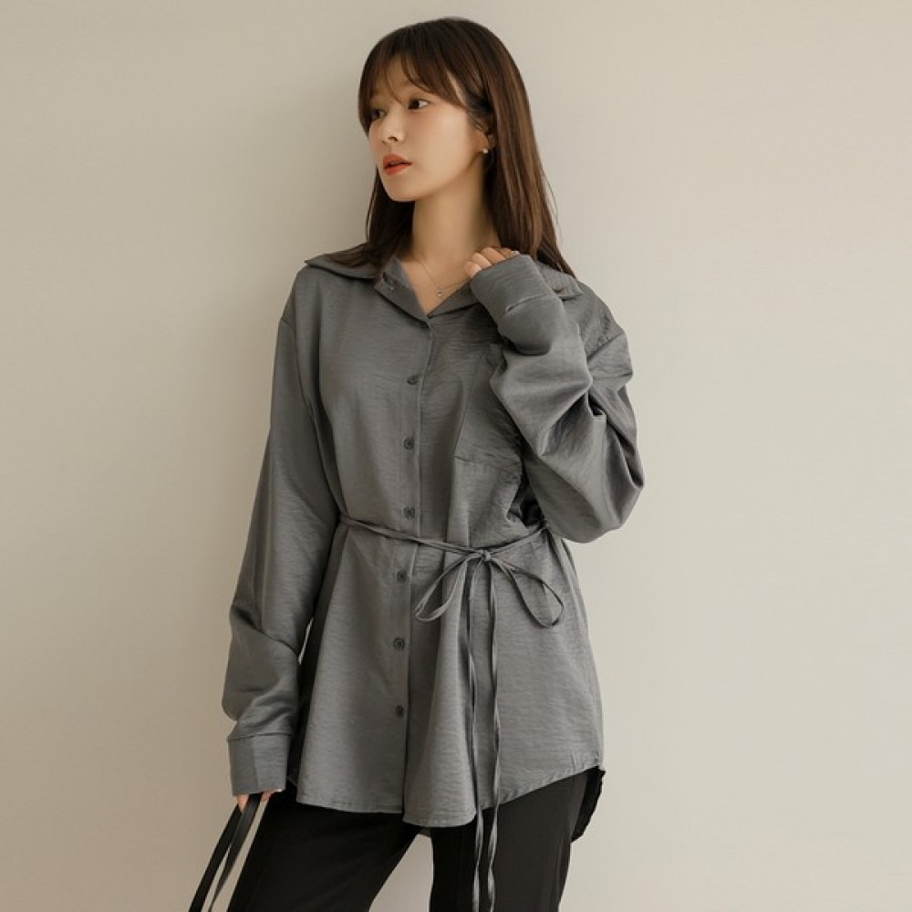 [Elysia] チェドサテンストラップポケットブラウス 7,152円