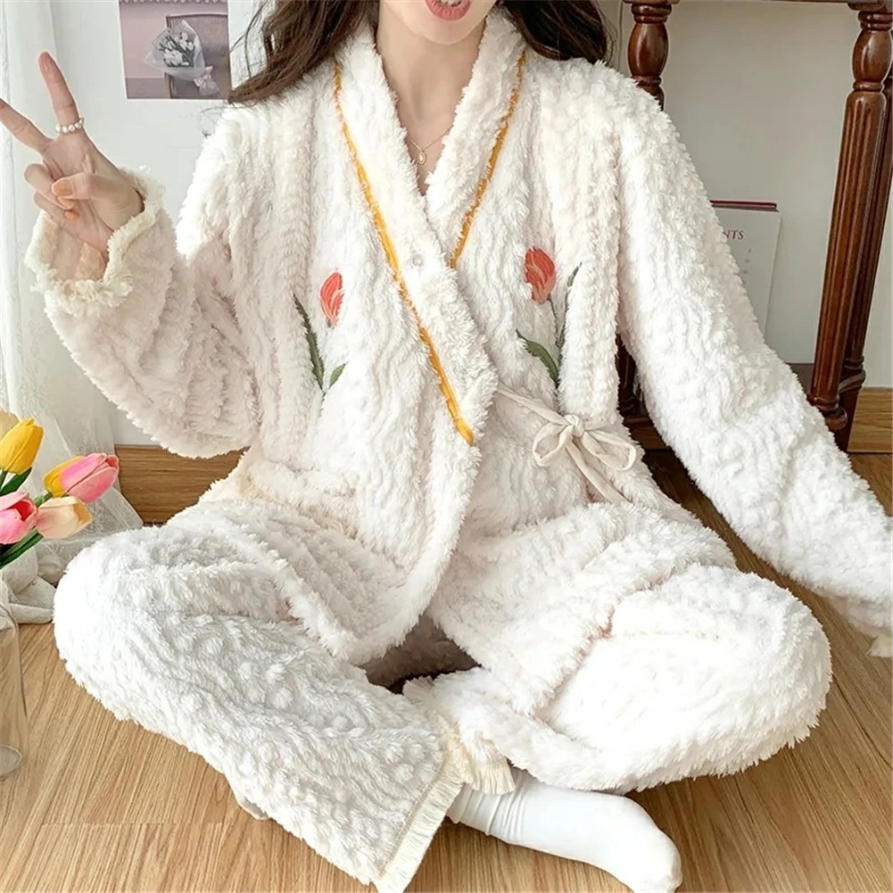 マタニティ パジャマ 冬 モコモコ 花形 vネック シンプル 長袖 マタニティ ルームウェア 授乳口 付き ウエスト調節 パジャマ 上下セット マタニティ パジャマ ギフト パンツ トップス かわいい