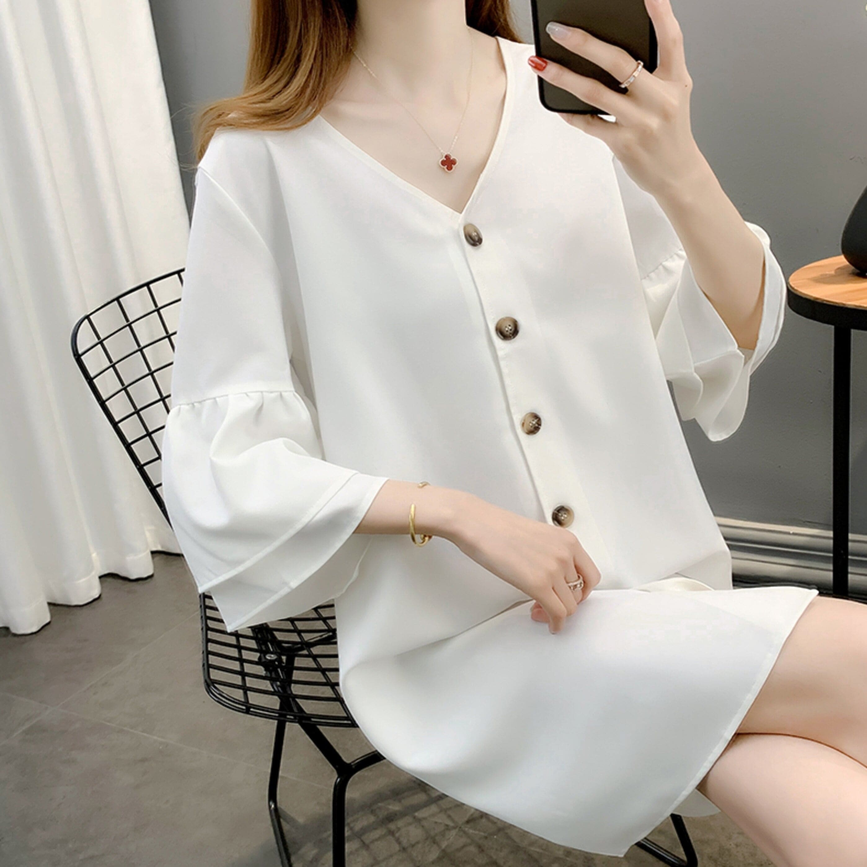 ワンピース　膝丈　膝上　クロップド　シャツワンピース　ｔシャツワンピース　ショート丈　Aライン フリル　ワイド　オーバーサイズ　キレイ目　カジュアル　韓国　シンプル　大人可愛い　セクシー　エレガント