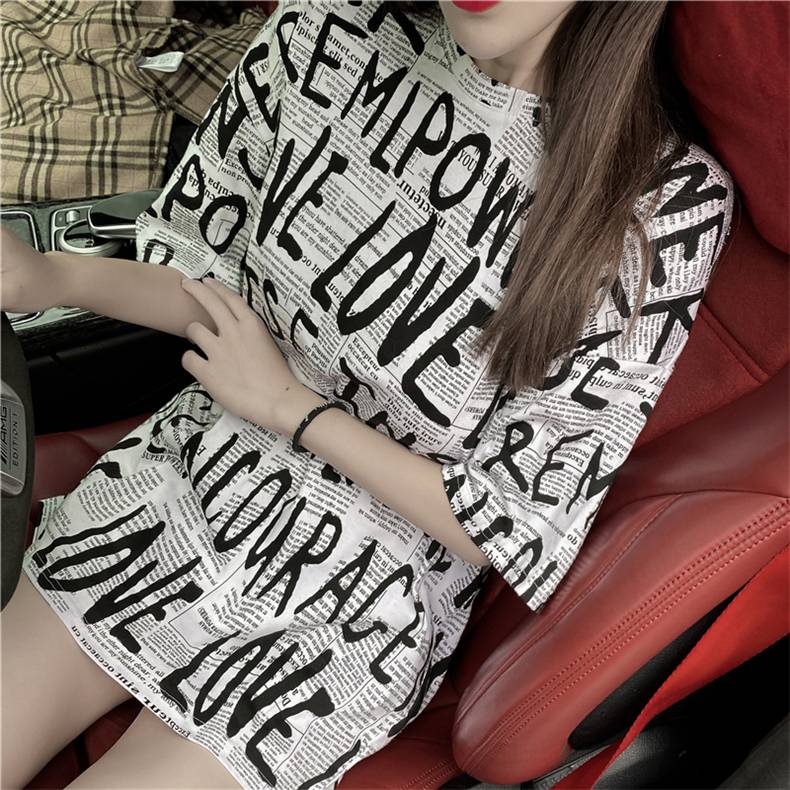 トップス 総柄 レディース 2色 Tシャツ プルオーバー ビッグシルエット オーバーサイズ クルーネック 英字 半袖 ロゴ プリント 単色 ホワイト 白 ダークグレー 灰 カジュアル シンプル 可愛い