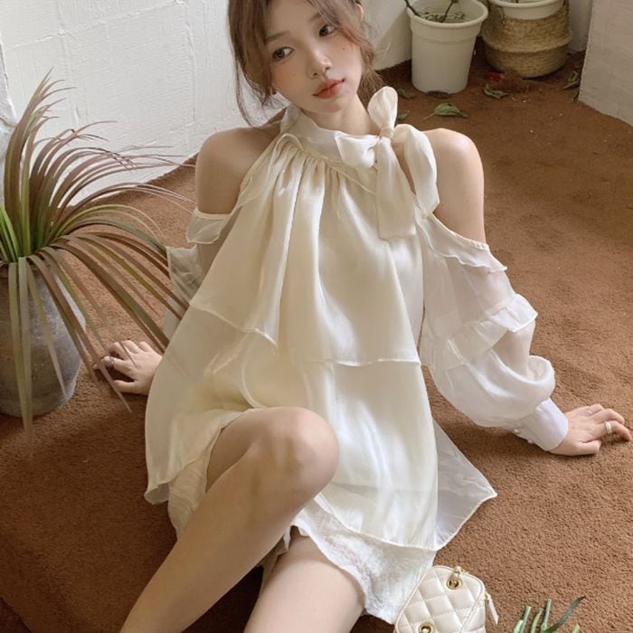 ワンピース ミニ丈 ショート丈 袖あり 長袖 バルーンスリーブ オフショルダー オフショル ホルターネック ティアード フリル リボン レースアップ ビッグシルエット フレアスカート Aライン