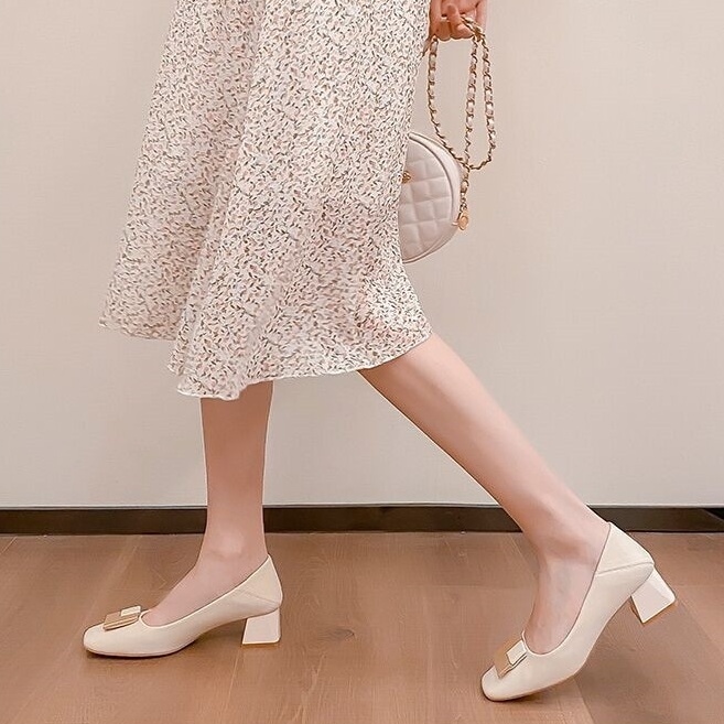 パンプス レディースパンプス 太ヒール 4cmヒール ローヒール 柔らかい 歩きやすい 痛くない 履きやすい かわいい 大人可愛い きれいめ シンプル カジュアル 大人 上品 おしゃれ かっこいい
