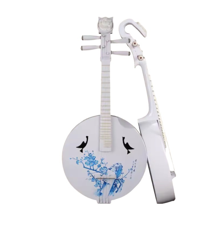 中阮 青花磁器の模様 中国の弦楽器