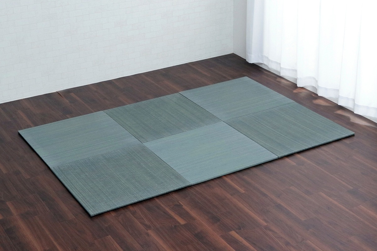 い草 置き畳 フローリング対応 70*70*1.5cm 6枚組　防炎 青森産天然ヒバ由来成分 抗菌 防臭 フローリング対応 シンプル モダン おしゃれ 空間 消臭 滑り止め