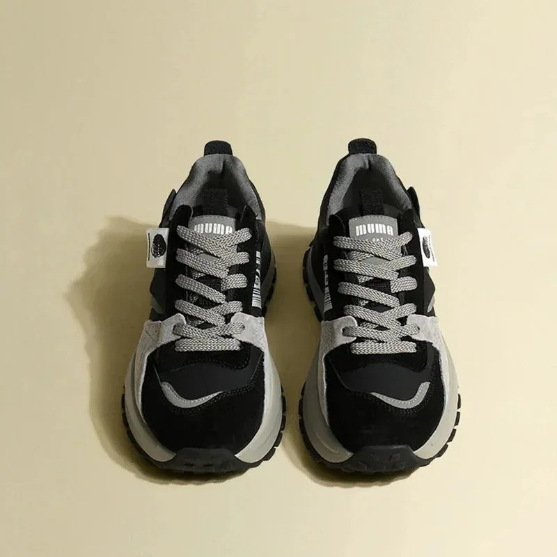 今の流行 厚底スニーカーレディース滑り止め通気性フラットシューズ韓国ファッションローファー軽量大人気 モカシン 24新作